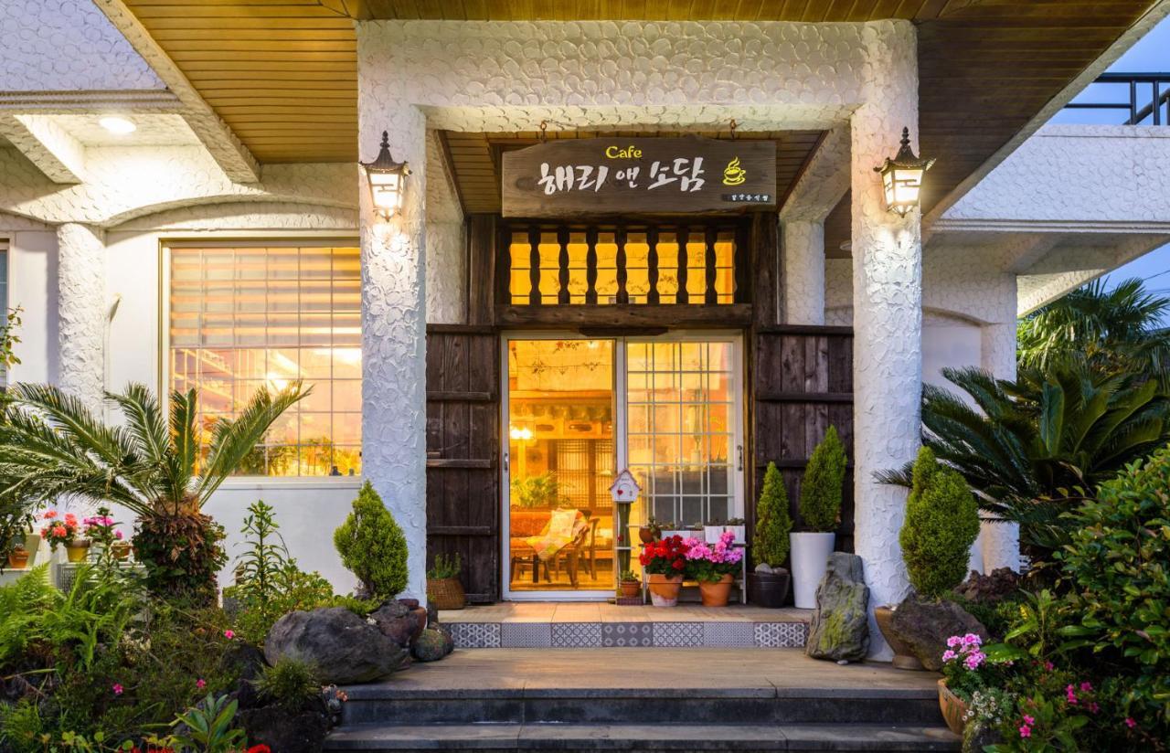 Harry And Sodam Pension Jeju Exterior foto