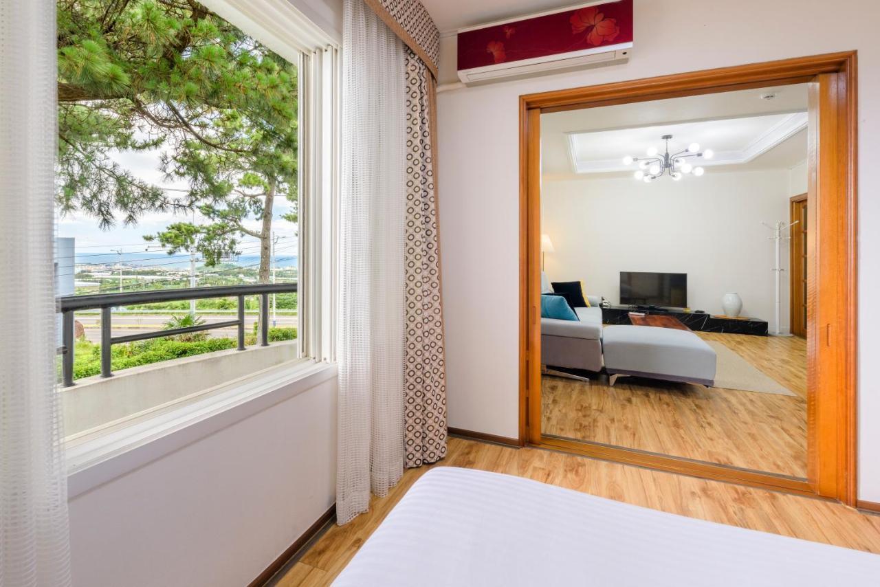 Harry And Sodam Pension Jeju Exterior foto